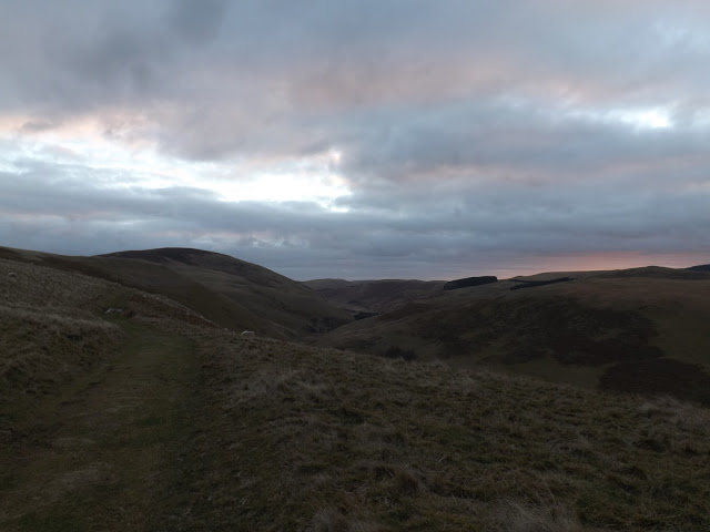 boz_north's tweet photo. #OnThisDay 2017 Start #WeddersLeap along No 48 of #ITV #BritainsFavouriteWalks #Barrowburn #MiddleHill #HazelyLaw onto #PennineWay Passed #KingsSeat #CairnHill up to #TheCheviot and return. A lovely walk on a lovely day in @NlandNP 
https://t.co/pdhujktFIb https://t.co/j5naT82CKS