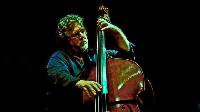 SocPapahatzis's tweet photo. MICHAEL FORMANEK : THE RUB AND SPARE CHANGE [2010]
https://t.co/tqQ0y2lMVk https://t.co/akBwNSK1pF