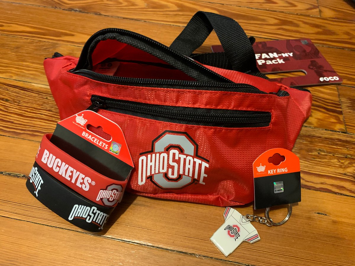 Brutus_Buckeye's tweet image. 🚨 Mascot Monday 🚨

RT for a chance to win this 3️⃣ in 1️⃣ pack including a 🌰 FAN-ny pack, bracelets and key ring! 1 winner announced at 4:00pm ET 🎉

#GoBuckeyes | @SugardaleFoods