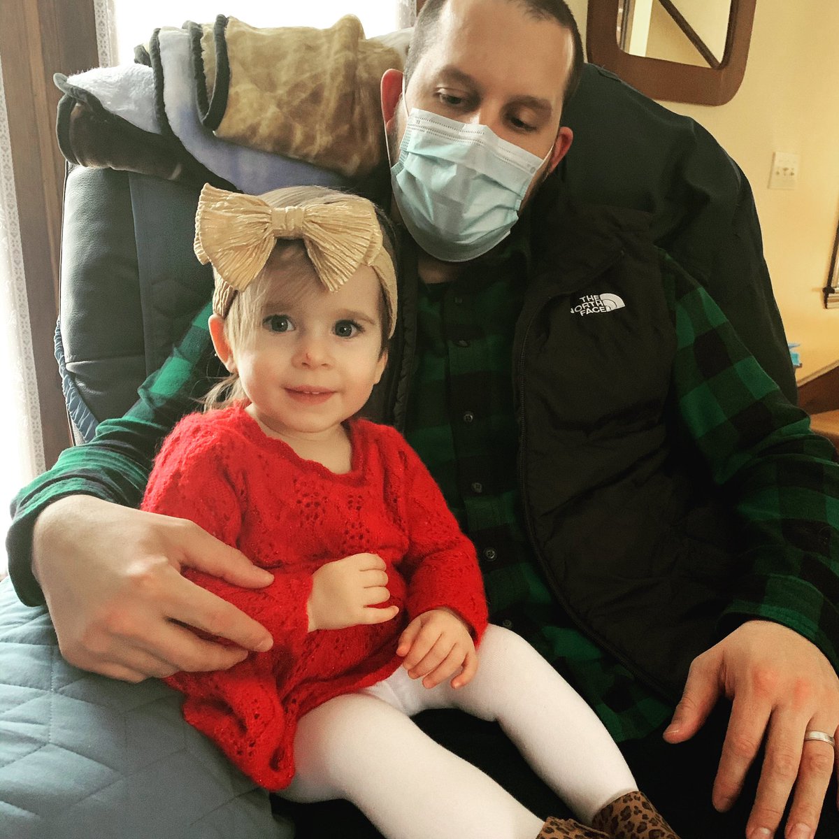 aviera1985's tweet image. Me and my little one.