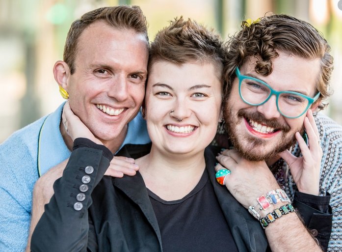 OK, so since I posted some anti- #Polyamory stuff I should steelman it a bit. Just look at this picture. Aren't these men the two luckiest men alive?