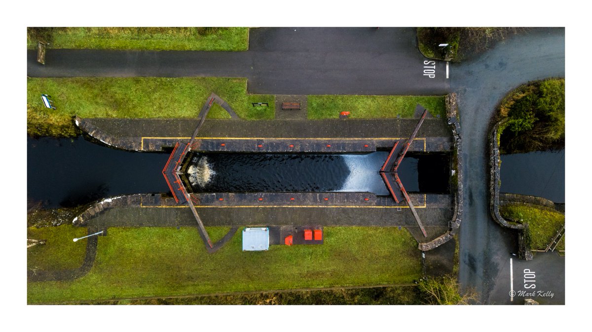 thewateredge's tweet photo. Drumleague Lock and the Canal looking towards Drumshanbo / Sliabh an Iarainn last week while following Liam Cox on his #12marathonsofchristmas #drumleague #canal #lock #canallock #dronephotos #leitrim #ireland https://t.co/cqwazIfyKF