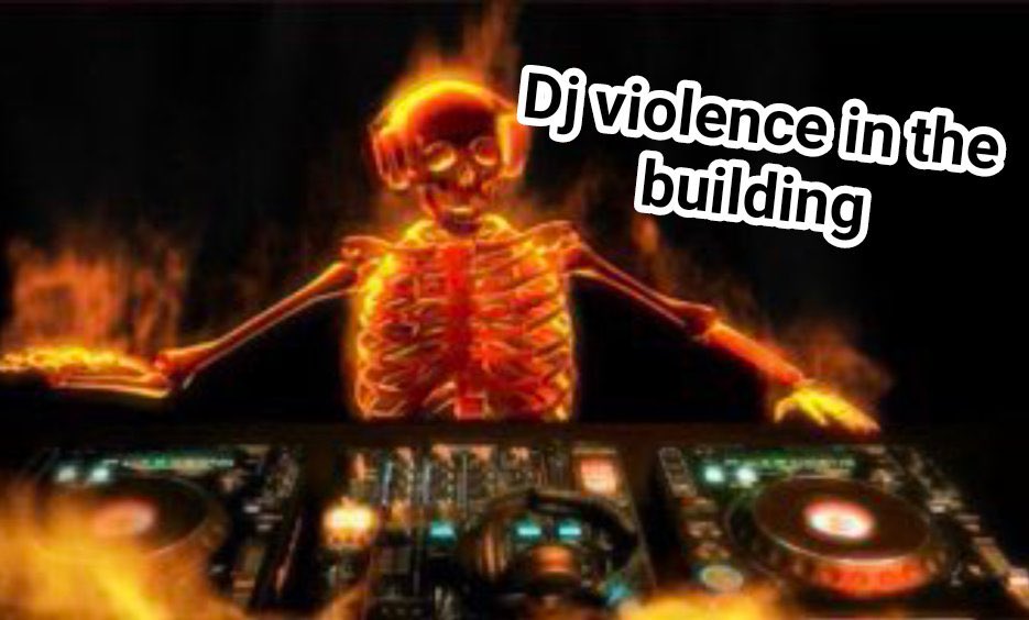 3.We did not even settle Chikes matter before one small violence came as Dumebi, sorry Rema told us to expect his album, that it will soon drop in a tweet earlier...“Album, yes.”As his Raver people were rejoicing so were the Anti Raver people plotting violence .