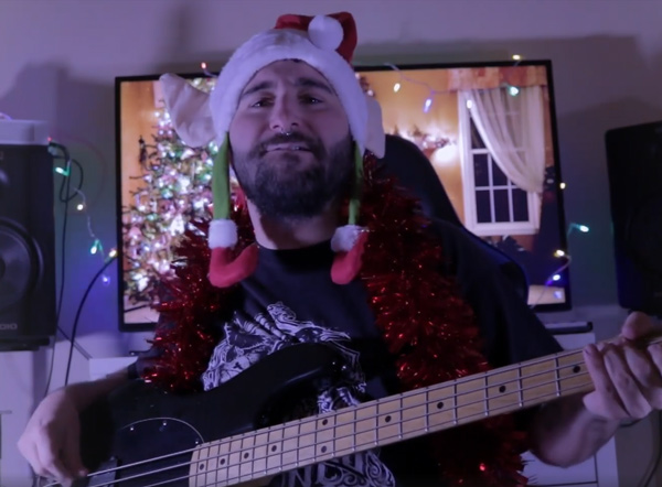 ¡<a href="/AquelarreMetal/">Aquelarre</a> presenta a su nuevo bajista! mariskalrock.com/?p=221930