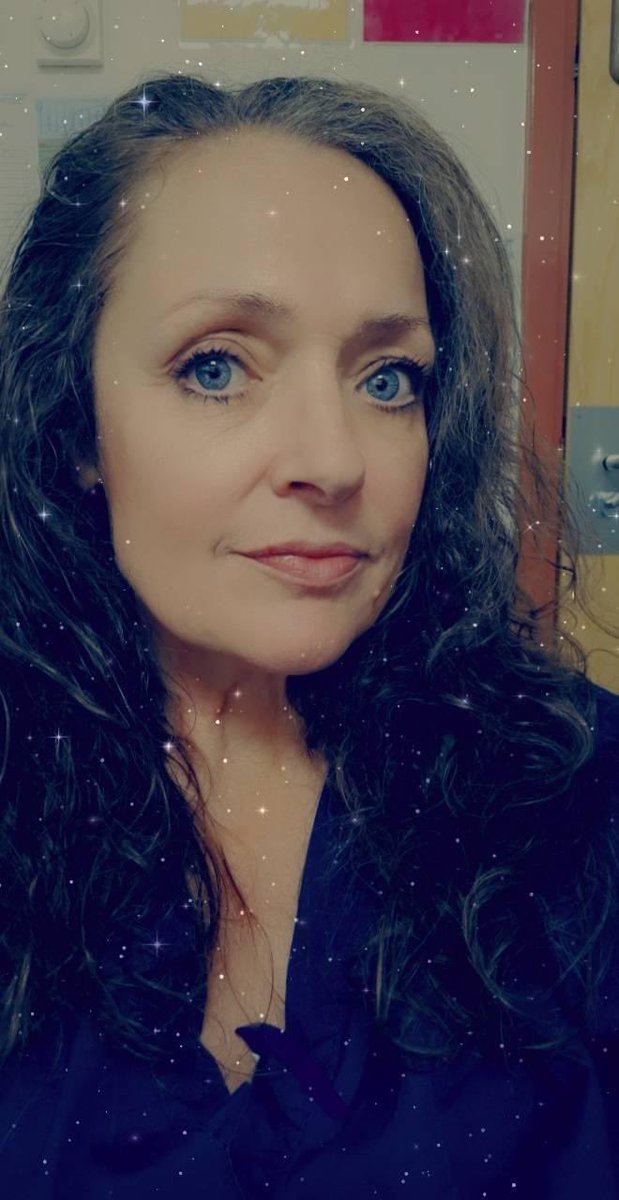 bethanyyscholes's tweet photo. New year started badly for ward24/25. We lost an amazing colleague and friend. Jo had the most infectious laugh &amp; im so sad i will never hear it again. She always had a story to tell, was always supportive and was always lovely. She had the kindest heart💞RIP SR.Joanna Eglin💔🥺 https://t.co/xyPNugY6DT