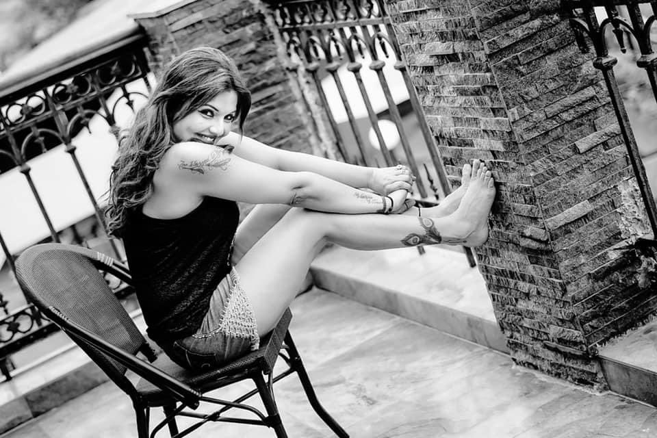 Deepshikha_N's tweet photo. You are your only limit.”.
.
.
#youare #yourlimit #enjoy #sontgiveup #staystrong #enjoylife #keepgoing #livelife #havefun #loveyourself #❤️❤️❤️ #😇 #blackandwhite @MissMalini @ZoomTV @tellychakkar @moviesnowtv @htcity @TOIIndiaNews https://t.co/NGG3p3U4jH