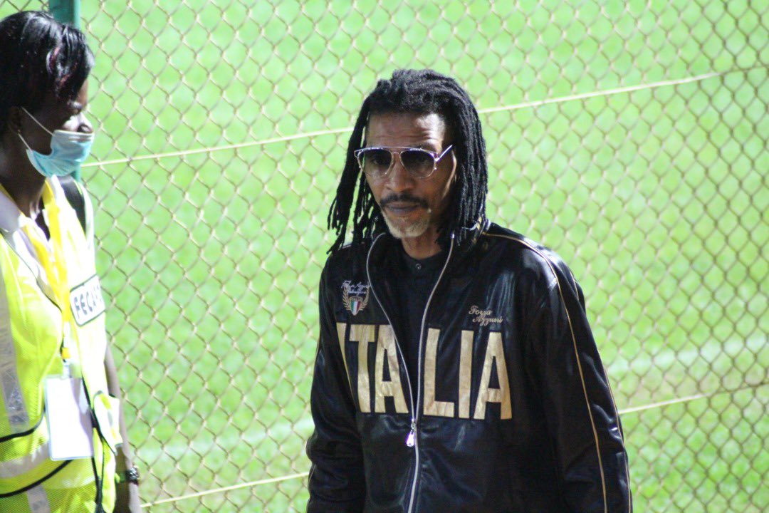 AllezLesLions's tweet photo. 🟢🔴🟡 Rigobert Song était présent ce lundi soir à l’annexe 1 du stade Omnisports pour assister au match Cameroun A’ - Niger A’. 🇨🇲🇳🇪

#MiniCHAN https://t.co/CIN5F0bSBo