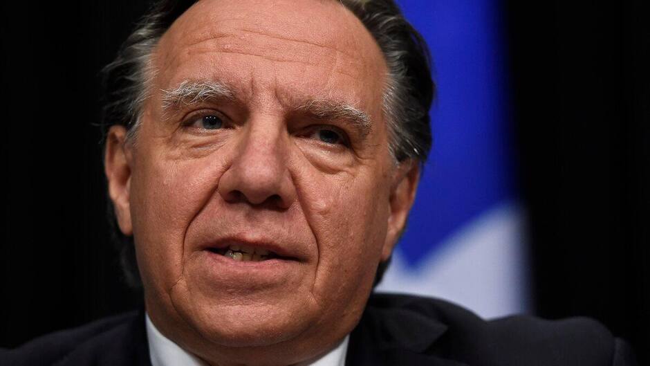 MESURES SANITAIRES | Le premier ministre François Legault tiendra un point de presse demain à 17 h concernant l’état de la pandémie au Québec tvanouvelles.ca/2021/01/04/fra…