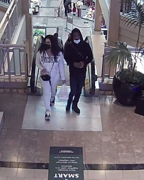 NJSP's tweet photo. **PLEASE SHARE**

New Jersey State Police State Police Seeks Public’s Assistance with Identifying Suspects Accused of Identity Theft 

The New Jersey State Police is seeking the public’s assistance with identifying a man and woman 

https://t.co/iCAJhjNoPa https://t.co/QUzFzG9fAV