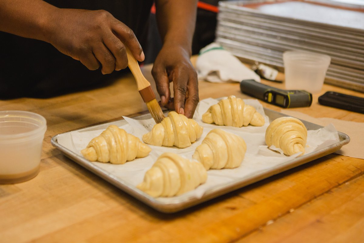 sugarrmann's tweet photo. Happy New Year! Our Vegan Croissants are now available @AmeliesBakery (Noda location).! Let us know if you get your hands on one! #Croissant #Vegan #VeganCroissant #MadeFresh #FreshPastry #Sugarrmann #PlantBasedCroissant #CharlottesGotALot @TODAYFood https://t.co/zOZ5rfAiRQ