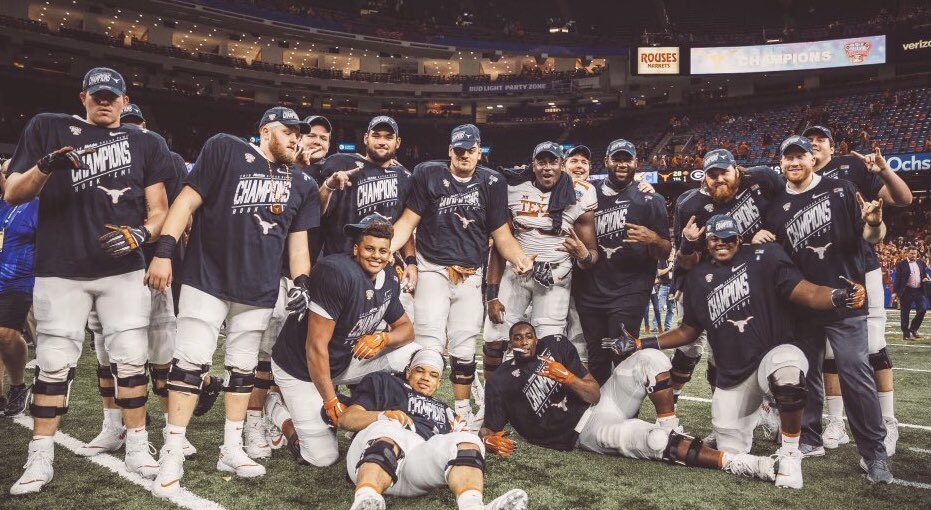 CoachHand's tweet image. From the Hand family to the men who we have been honored to work with in Austin...Thank y’all. 

We love you and are so appreciative for all you gave to our UNIT, the team and The University of Texas.

You ALL have greatness in your future...proud to count you among “my guys”.