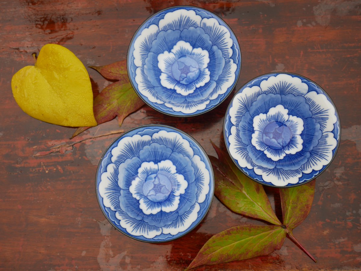 vangarden's tweet photo. #SALE Alert!
Gracefully hand-painted, these white & blue ceramic cups are the perfect addition to your #tea collection.
Decorated with striking elements & sold individually or in sets of 2 or 3, tea oβclock will surely become more unique.
#Shopbc at: https://t.co/UGuYUM8THo https://t.co/wxo53VDxzp