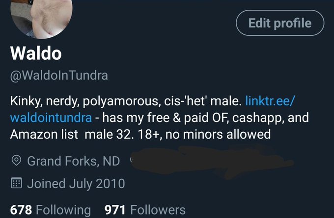 Giveaway to get to 1000 followers, I'm so close to hitting that 1k mark and hungry for it! I will giveaway