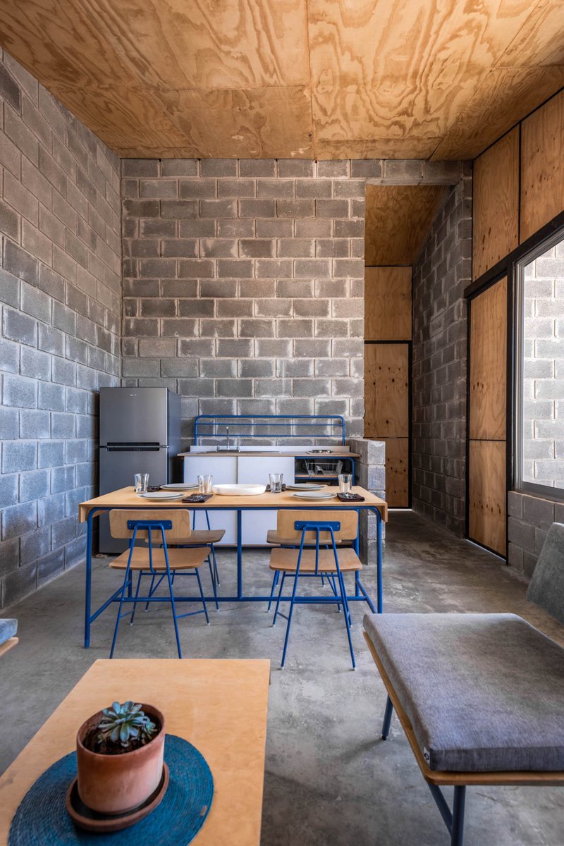 coolhuntermx's tweet photo. ▪️ #EsraweStudio desarrolló dos colecciones de mobiliario de bajo costo y producción ágil, para el proyecto de Vivienda @Infonavit que consistió en desarrollar una serie de casas prototipo que mejoren la calidad de vida de los habitantes.
🏠🏠🏠  https://t.co/64IoMzVoBC https://t.co/A2ScA0andi