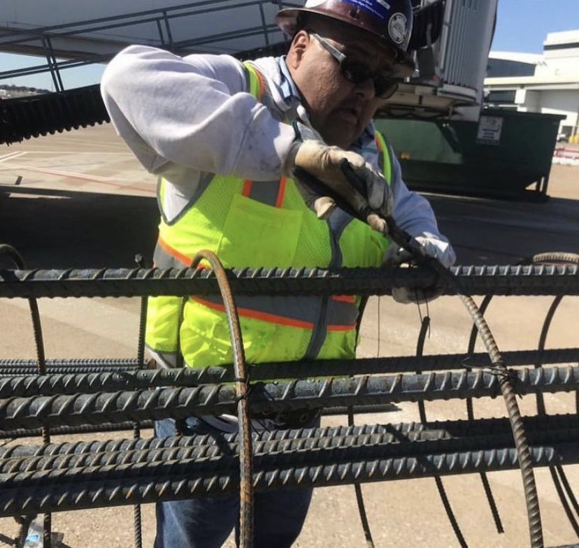 Gabriel95Cruz's tweet image. A man of true riches and humbleness. A man of true grit and family. 
A man of business and leisure.
A whose who of oakcliff bosses. 
A true husband. A perfect father. 

The world lost a fucking boss. 
And I’ve lost my best friend. 
Until we meet again papi. I love you so much.