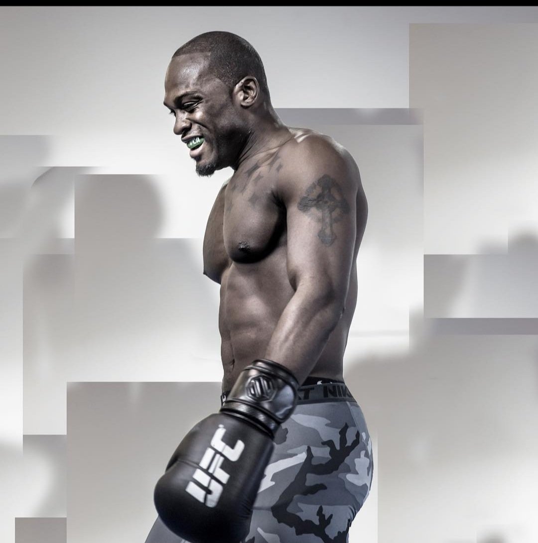 CuttinUpTalk's tweet photo. Happy birthday @DerekBrunson from the Cuttin Up crew. We in your corner! Let's go 2021.
#DerekBrunson #Ufc #WilmingtonsOwn #HappyBirthday https://t.co/xFEl97ojrG