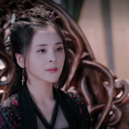 WANG LINGJIAO: A Thousand Christmas Wishesexclusively because when this came out i asked my manager what it smells like and he said "a mistake. now go pretend it's your favourite thing in the world." It's prosecco, elderberries, and jasmine. And sugared woods, apparently?