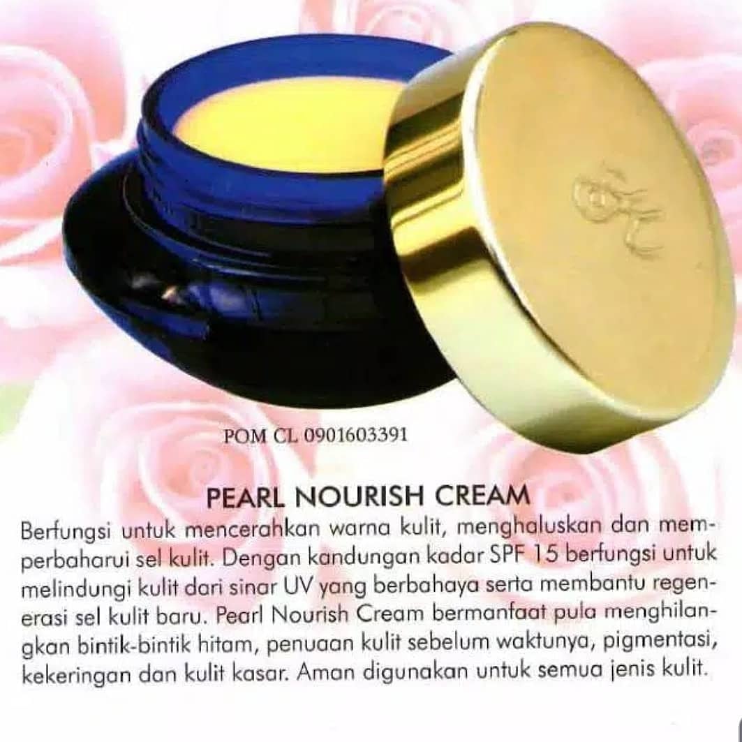 EkaSb30's tweet photo. Pearl Nourish Cream
  Dibuat guna mencerahkan kulit wajah sehingga wajah 
  Tampak lebih bersinar.
 Dengan komposisi 
 - Pearl Ekstrak
 - Oliver Oil 
#creamwajah #bintikbintikhitam #kulitkasar #pigmentasi #pearlnourishcream https://t.co/DqNN2y2zrK