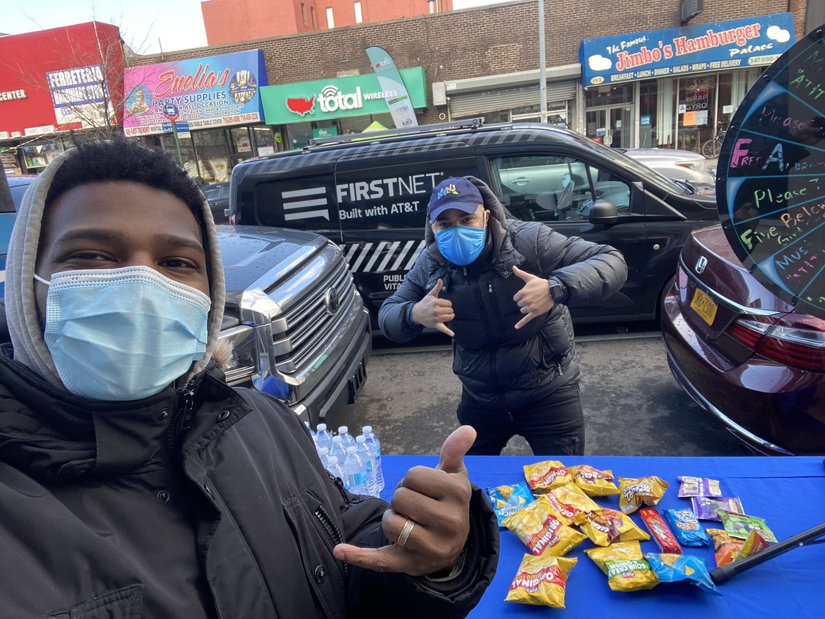 🚨 Firstnet Van came in clutch today! Thanks for the invite once again Sean! <a href="/Niicky4750/">Nicky Nieves</a> <a href="/judy_cavalieri/">Judy Cavalieri</a> <a href="/Danny_Perez_01/">Danny Perez</a> <a href="/SmallBizzyBone/">Daariat Vandevere Brooks Sr🦾</a>