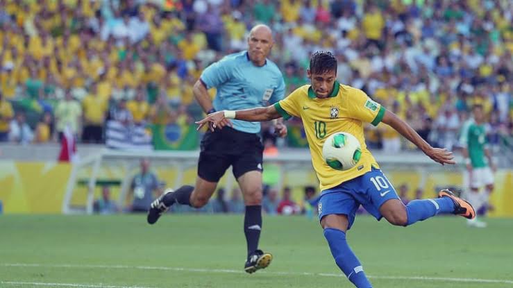 And Neymar Jr vs  23 games 09 goals 08 Assists 0.73 G/A per game Scored/Assisted 40%  goals