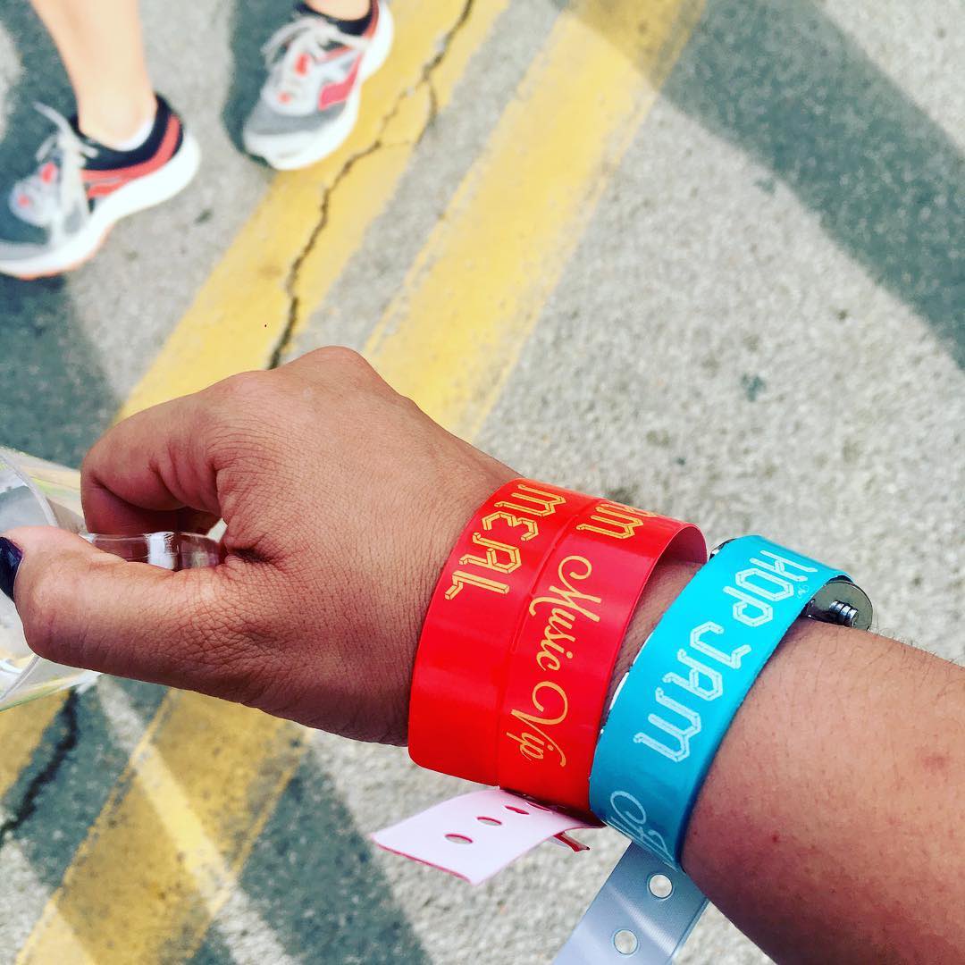 Who needs diamonds when you have #HopJam wristbands? 📸: marysolsg (Instagram)
