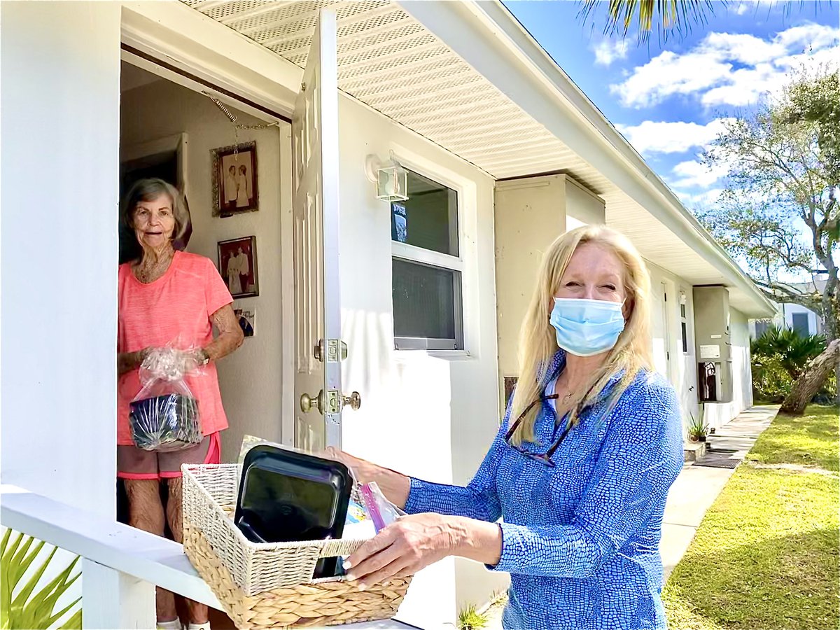 It’s your last day to help seniors in need when you purchase or lease a new #Subaru during the 2020 Subaru Share the Love Event! Head to <a href="/DyerAutoGroup/">Dyer Auto Group</a> and select #MealsOnWheels to receive $250 from <a href="/subaru_usa/">Subaru</a>! mealsonwheelsamerica.org/sharethelove