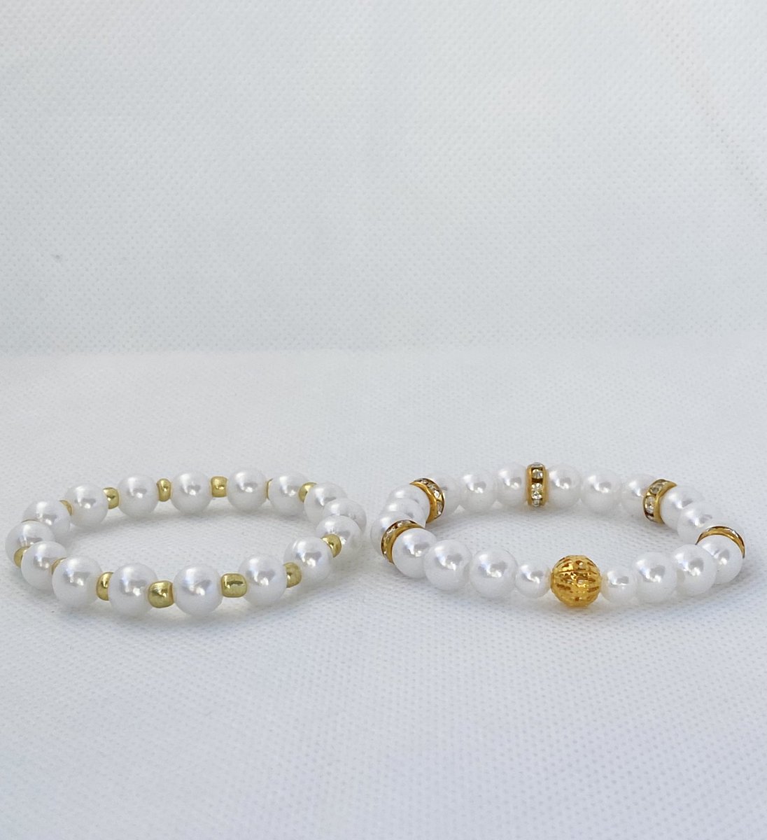 DesignVisionz's tweet photo. Need a new bracelet set? Check out these new handmade gold bracelets!https://t.co/zkK5EIT1pp! #goldbracelet #braceletset #stackingbracelet #handmadejewelry #stretchcordbracelet #bohobracelets #simplebracelet #pearlbracelet #matchingsets #modernbracelet #gifts https://t.co/yUHAvNO8om