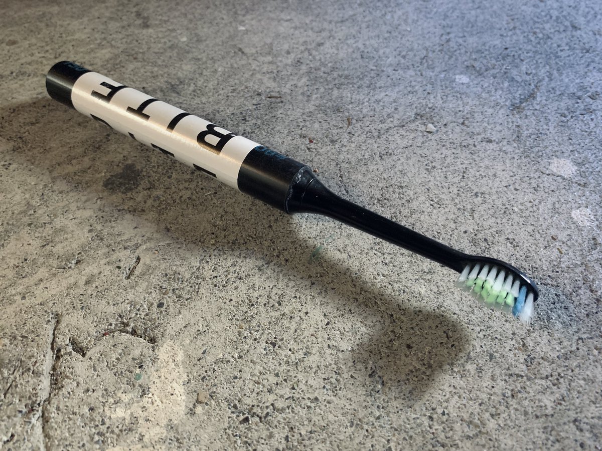 Really nice design so the brush doesn’t touch the ground, but hovers 1/2” above.