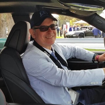 Dr. Nick Rizos, 65yo OBGYN, Lake Havasu City, AZ, died from  #COVID19. For over 36 years, he delivered many little lives into the world. He loved vintage cars and car photography. He leaves a son and a fiance.  #DocsAreDyingNotLYING h/t:  @CTZebra