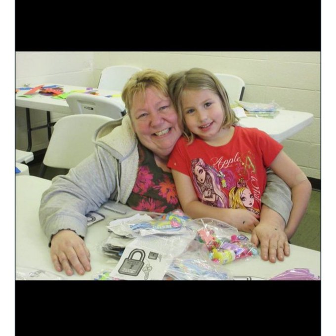 Dawn Ransom, 60, Medical Billing/Coding in Phoenix Arizona died of  #COVID19. She enjoyed cooking and admin'ed an international recipe Facebook group. She leaves behind a large family to grieve. h/t:  @CTZebra