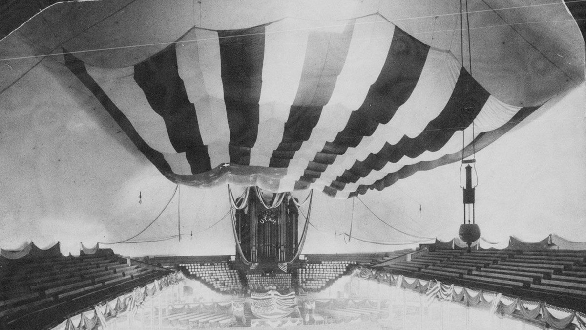 The statehood ceremonies that took place on January 4, 1896, reflected the excitement from pent-up anxiety over 50 years. The largest US flag yet sewn hung from the Tabernacle ceiling. Everyone praised Cannon, whom they believed orchestrated the long-awaited compromise. /17