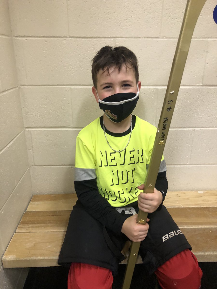 StU11a's tweet photo. The Red Caps picked up an impressive 6-2 win in Paradise tonight.  Noah Abbott was the Caps “hardest worker” and Matthew Rudofsky left with a golden stick.  The boys got pucks deep and on net all game long, and were key cogs in a relentless offensive attack.  Well done lads! https://t.co/dkh25ZhjRl
