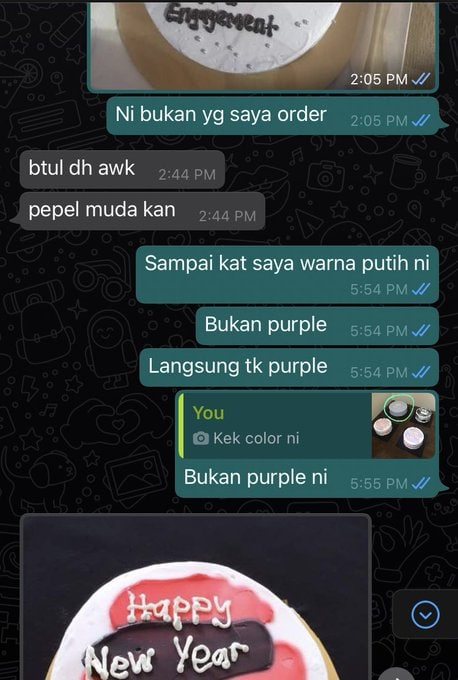 Ni bila kek dah sampai. I rushing sikit sebab MUA dah sampai.