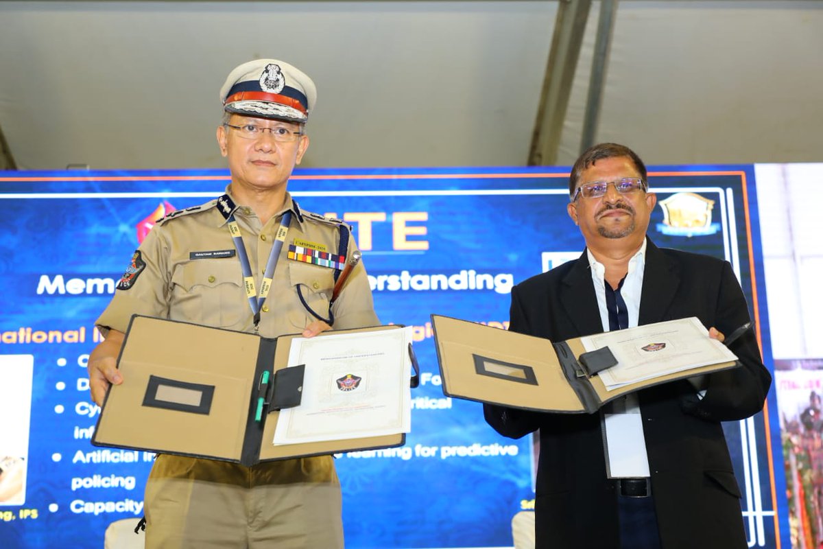 APPOLICE100's tweet photo. AP Police signed an MoU with @IIDTTirupati_ at #IGNITE to improve the effectiveness Criminal Investigation, securing the critical infrastructure of the Police Department &amp; to developing capabilities in Predictive Policing.

#PursuitOfProfessionalism #APPolice1stDutyMeet https://t.co/ZMtJSVLmVx