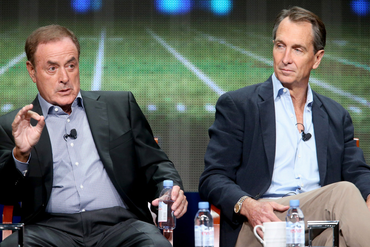 Al Michaels, Cris Collinsworth were despondent over Eagles QB change