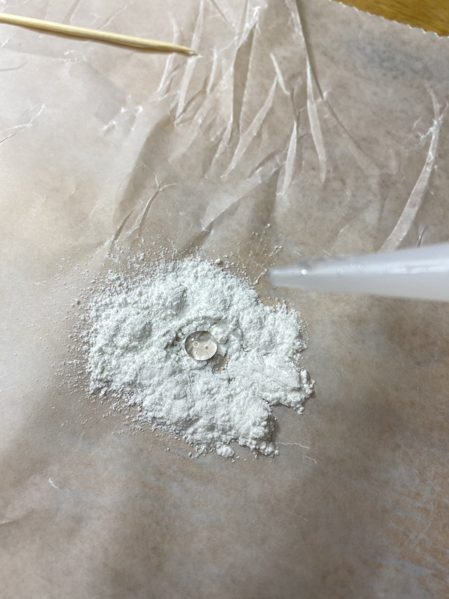 To make putty, you first make a baby powder volcano, drip a few drops of super glue in the middle and mix it. You need to work quite quickly because your at the mercy of the glue’s cure time. Work in small batches, you can always layer it!