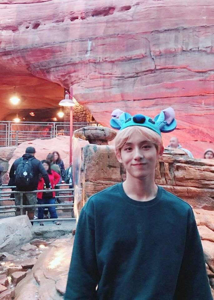 strwbrrrymlk97's tweet photo. happy 5 years with winwin ✨🐥❤️
we celebrated this anniversary with a trip to Disneyland (lego version)!
we love u so much & are super proud of all ur accomplishments winwin!! 🥰
#5YearsWithWinwin
#Always5WithWinwin
#WINWIN #董思成 #윈윈
#wayv #nct #winderella https://t.co/RTuSQQnQAp