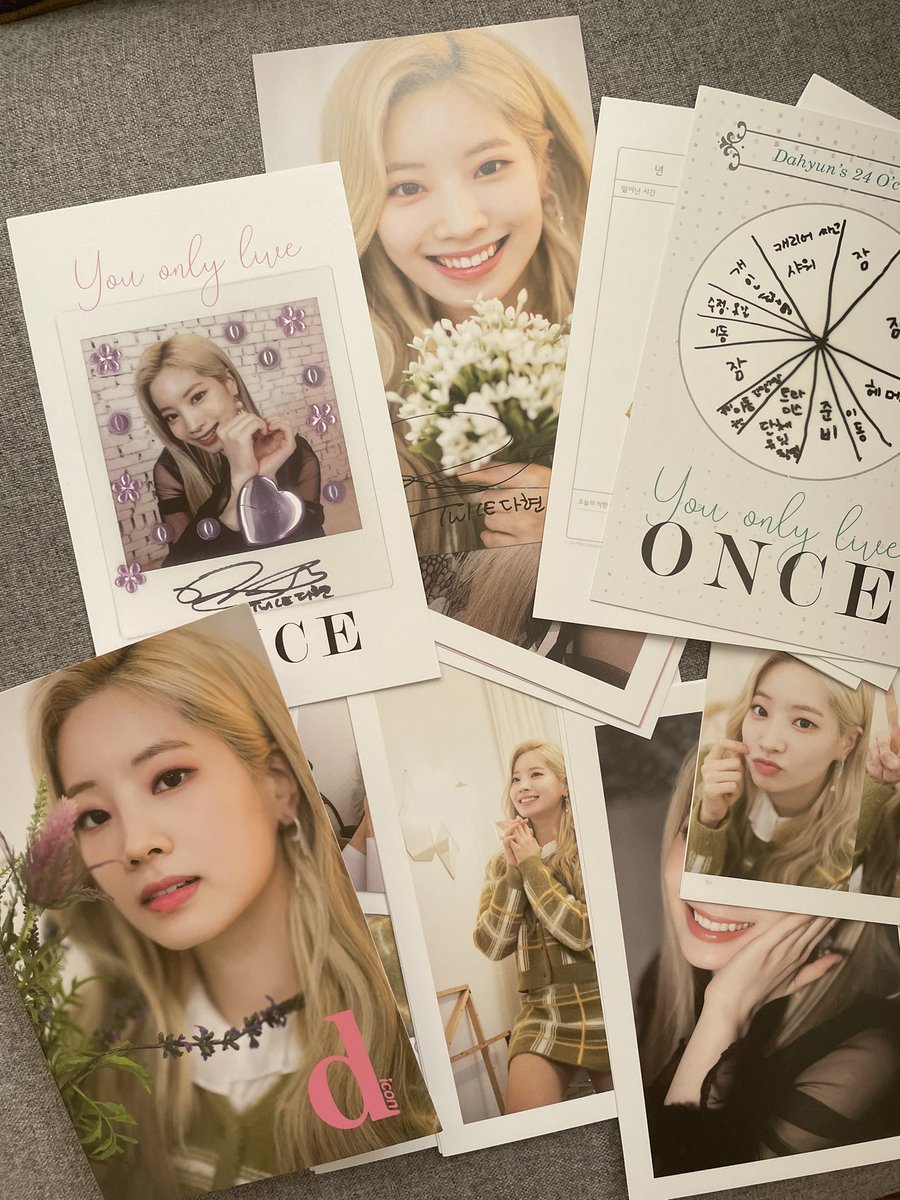 dubuhae_dub's tweet photo. 🤍 Dub Giveaway 🤍

First up: A 28-page mini photo book from the D-Icon/You Only Live ONCE Magazine set

Just like and RT this tweet to join 

Ends in 24 hours, PH winners only (unless you want to pay for shipping?), and not sponsored by TGA

🤍🤍🤍 @JYPETWICE #TWICE https://t.co/Ek4aUm04zT