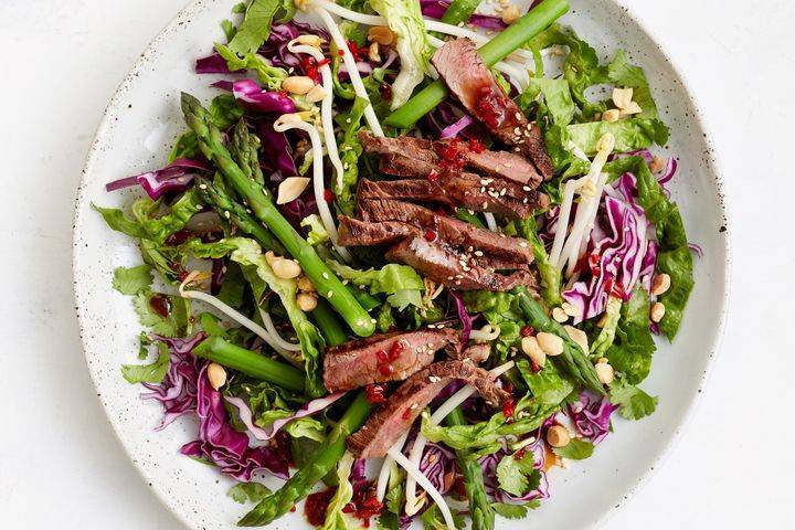 ladypfarms's tweet photo. #Grilled #Beef #Salad With Chilli Peanut Dressing Recipe!🤩
#Beefstrips get turned into a #spicy, #summery #salad that'll brighten up your plate.
(Please inbox us for full recipe)
#ladypfarms https://t.co/NnZCvKN7sr