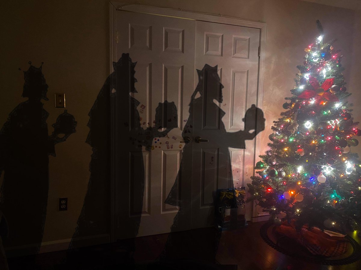 Brissia R tweet media