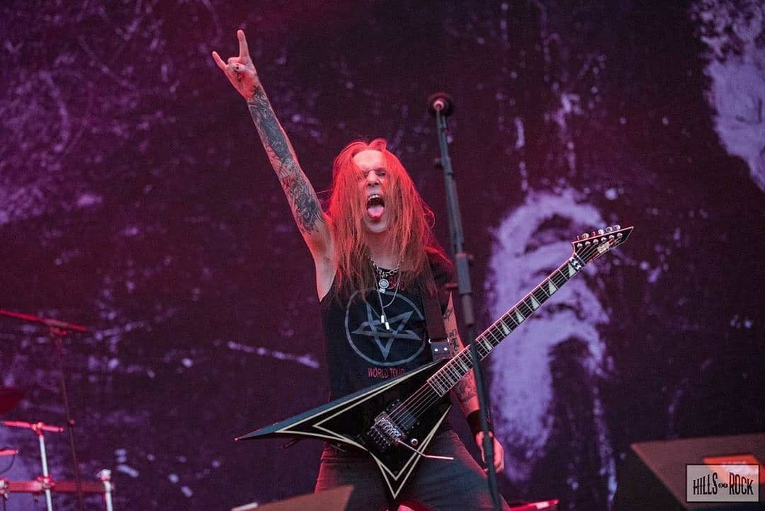 lamcpresents's tweet photo. Rest in Power, Alexi Laiho 🤘🏼
The virtuoso guitarist and frontman of Finnish metal band Children of Bodom and supergroup Bodom After Midnight has passed away at 41.

#alexilaiho #rip #childrenofbodom #cob #bodomaftermidnight #metal #metalband #metalmusic #sinergy #thelocalband https://t.co/GYTM9vn9cp