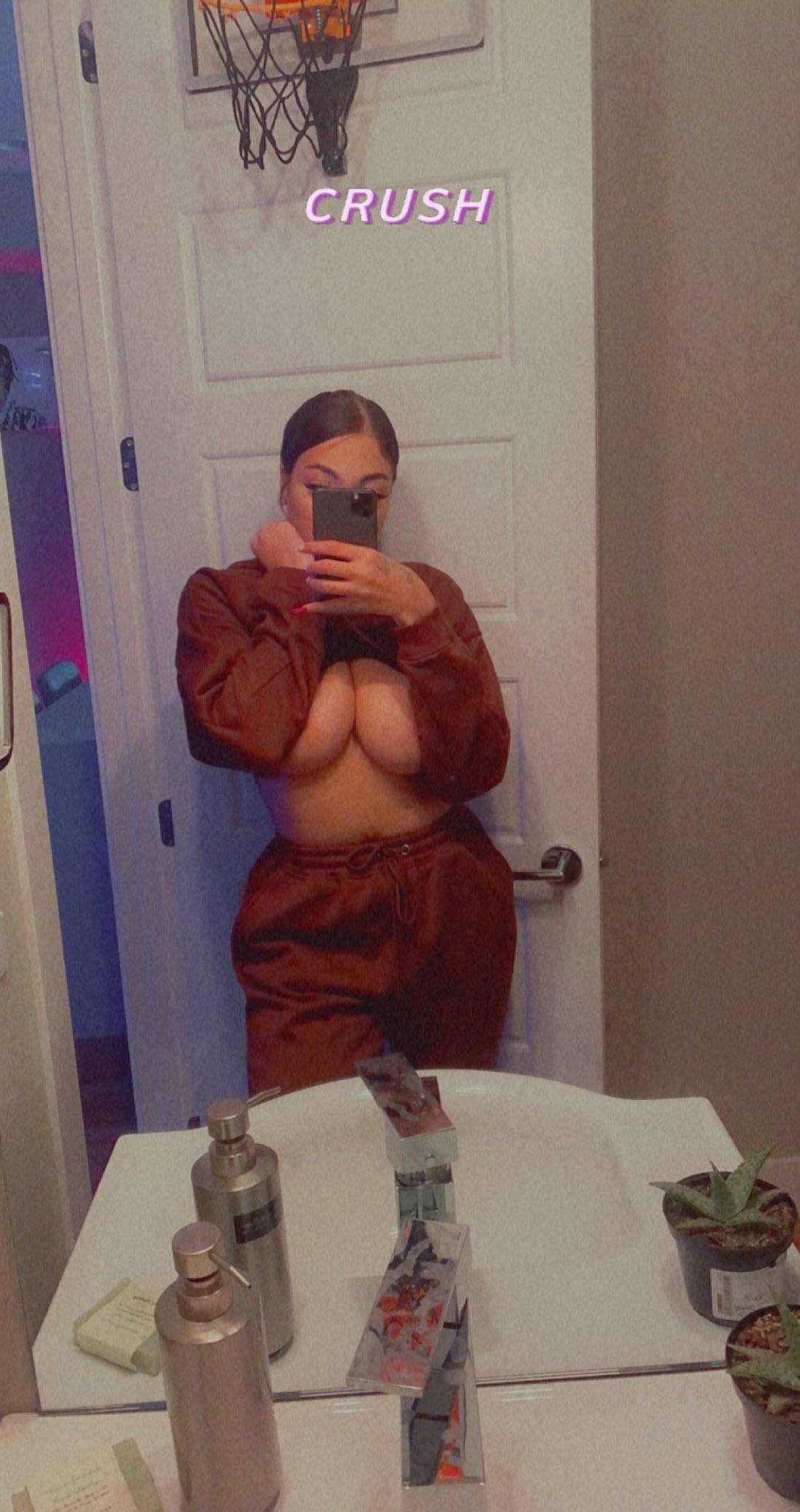 I need my titties played w/ 🥺 https://t.co/44IcFXWNbt