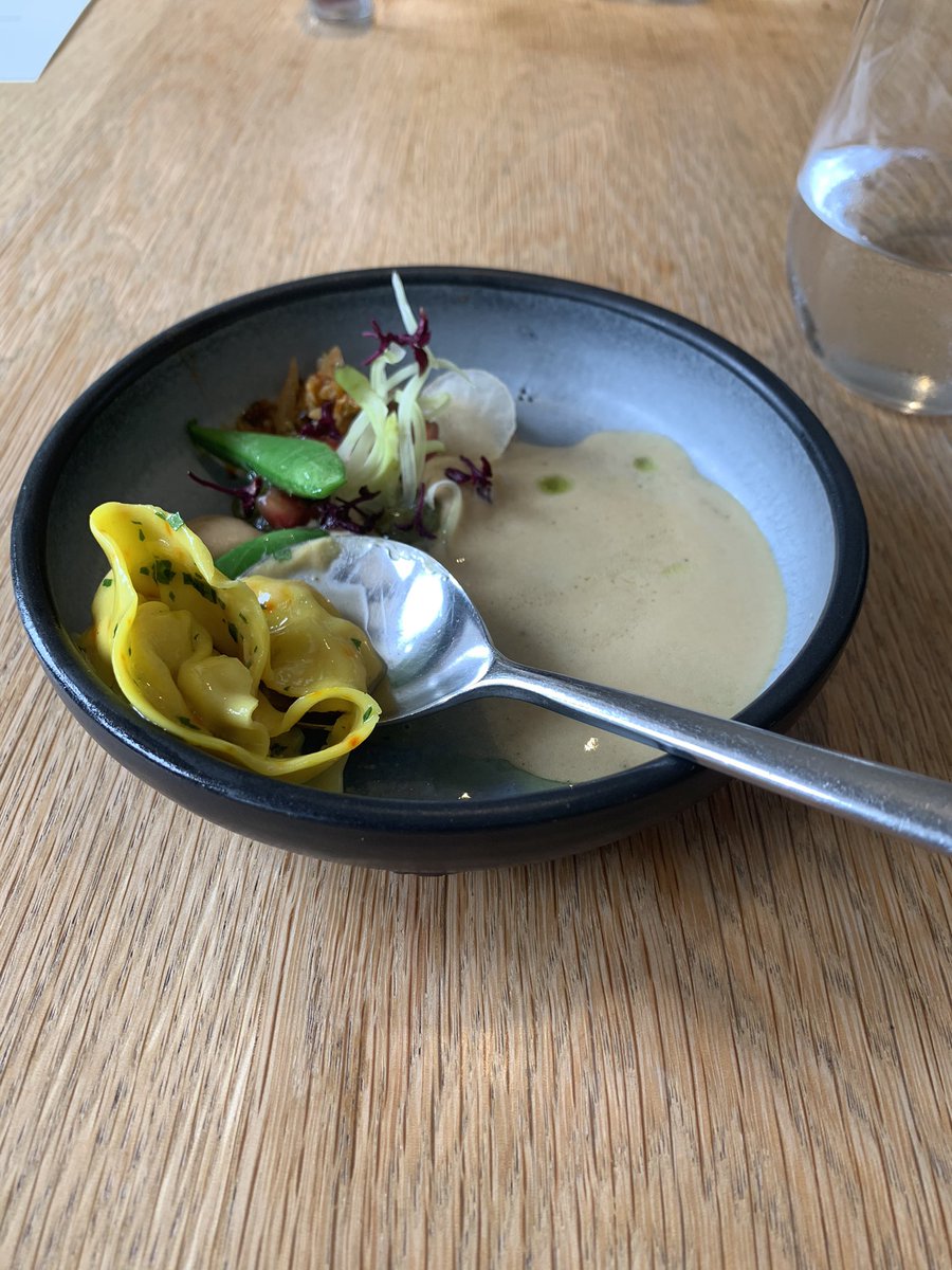 grey_Oasis's tweet image. We left hungry hey 😭we had more than 4 dishes 😭