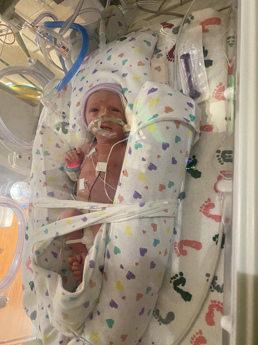 CoachKillham's tweet image. #CooperIrving couldn't wait to get the party started in 2021. 34 weeks 3.8 pounds 💪🏼💪🏼