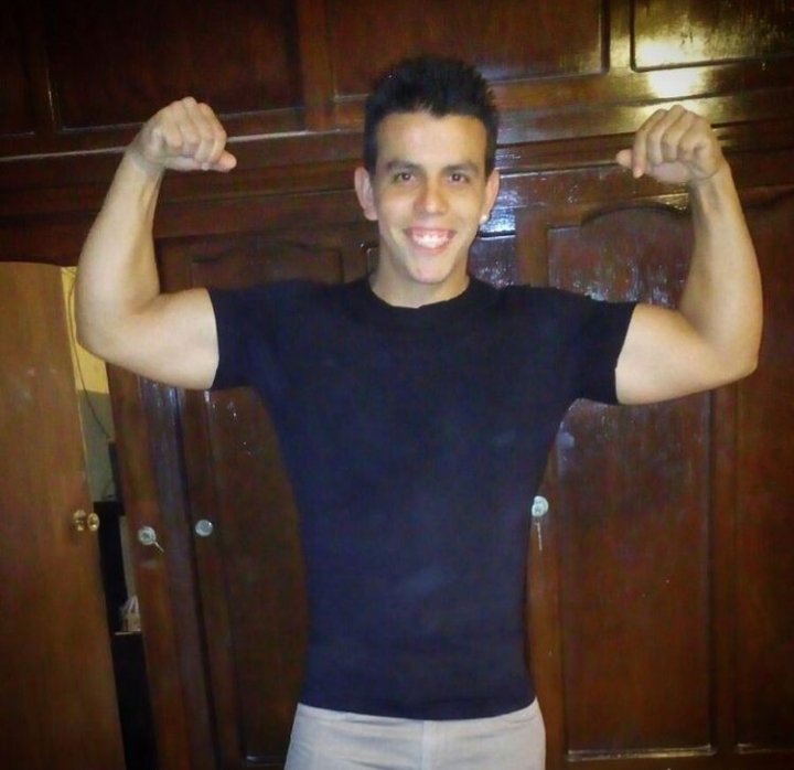 heterossMeex's tweet image. Pack  de este  morro  va  un  chingo   al  gym  y usa unos  calzonez   bien  ricos   ajustados   #hetero #engañado   #gym  #trusas #calzonez  #gay  #musculoso  #mamado #mexicano