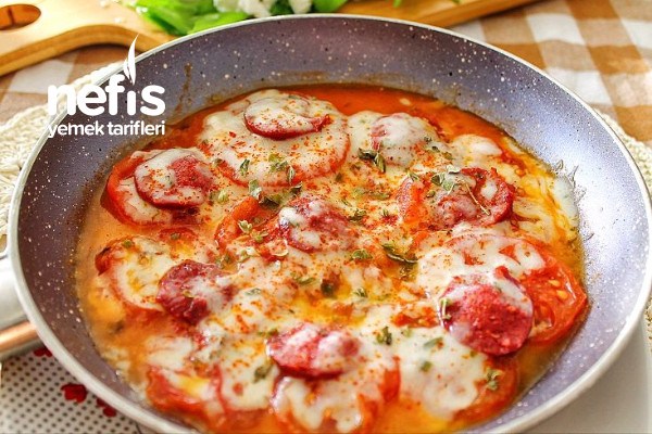 Şuraya leziz bir kahvaltılık önerisi bırakalım 😋👇
nefisyemektarifleri.com/kasarli-sucukl…

#nefisyemektarifleri #kahvaltılık