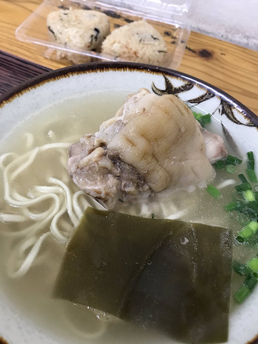 船長 tweet media