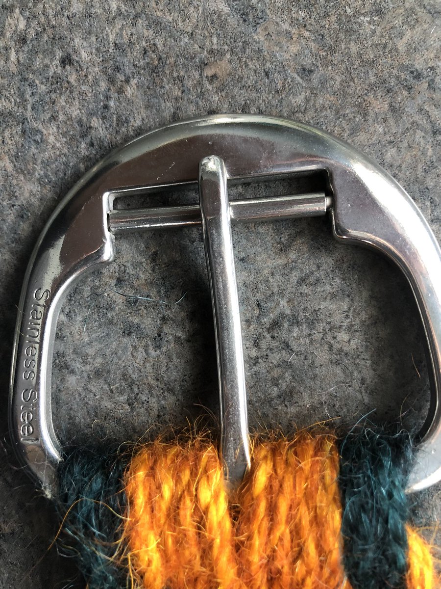 HomesteadwView's tweet image. Available- 32” hand dyed and woven mohair roper cinch