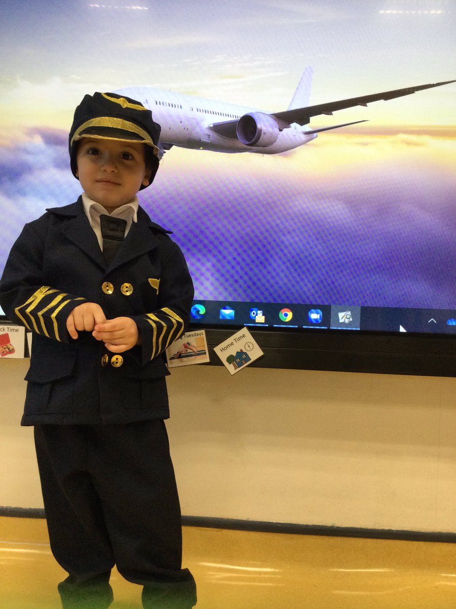 WPS_FS1's tweet photo. 🐜 Welcome aboard Ants Airlines, wishing you a pleasant flight as we travel through our new topic Terrific Transport #FS1A https://t.co/VezHosYU3W