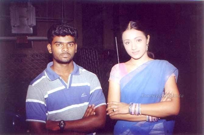 Eq8eWedUwAAUZ3f?format=jpg&name=small